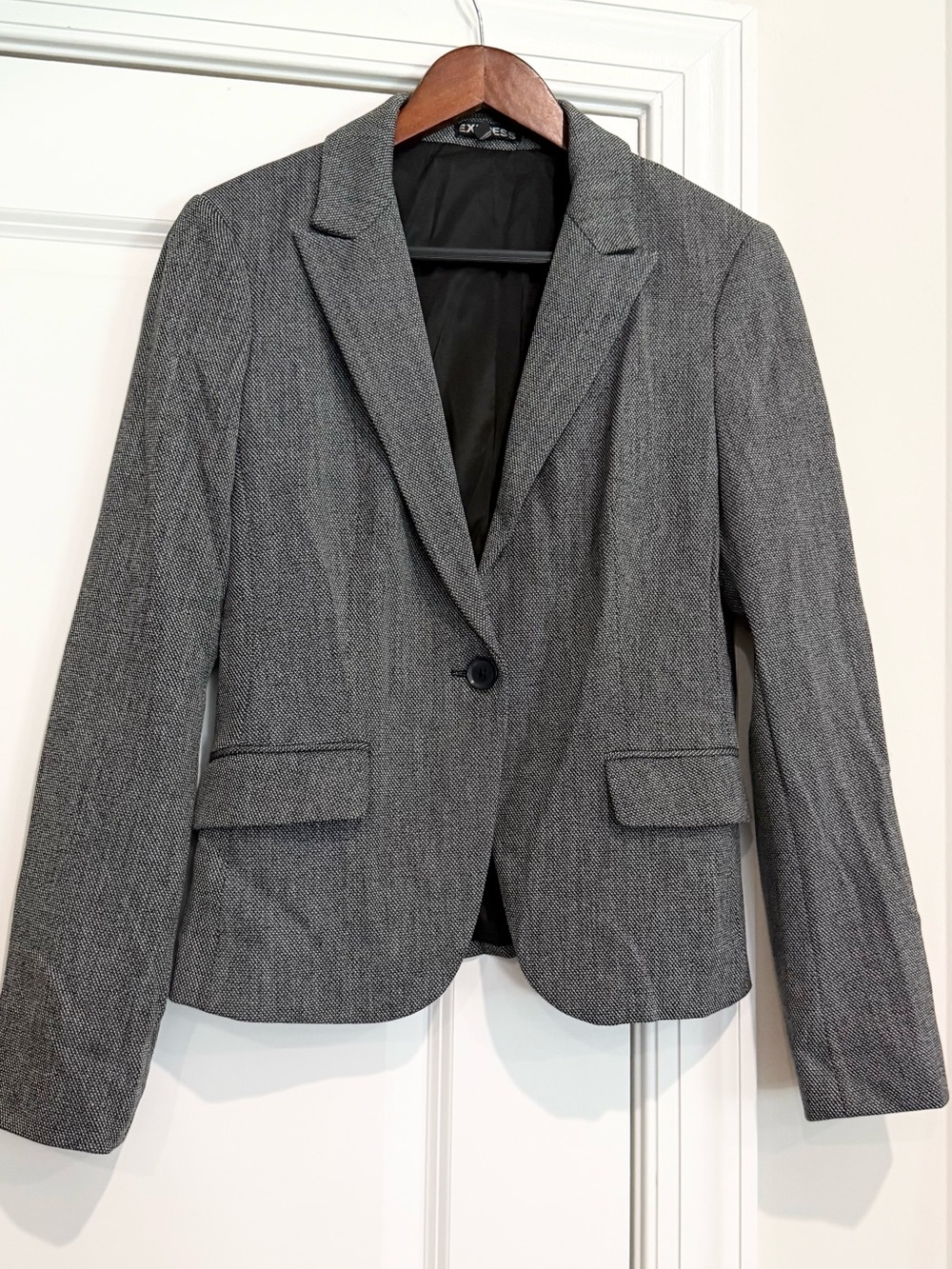 Express Textured Single-Button Blazer